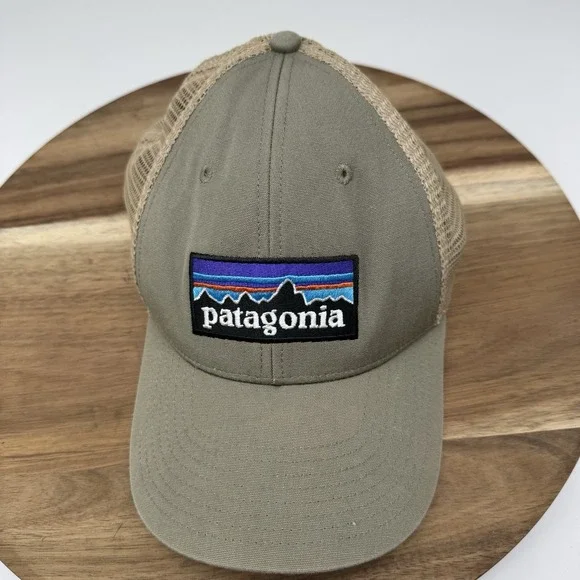 Patagonia Hat Mesh Back Net Plus SnapBack Trucker Green Tan Cap Hat Logo EUC - Picture 2 of 9